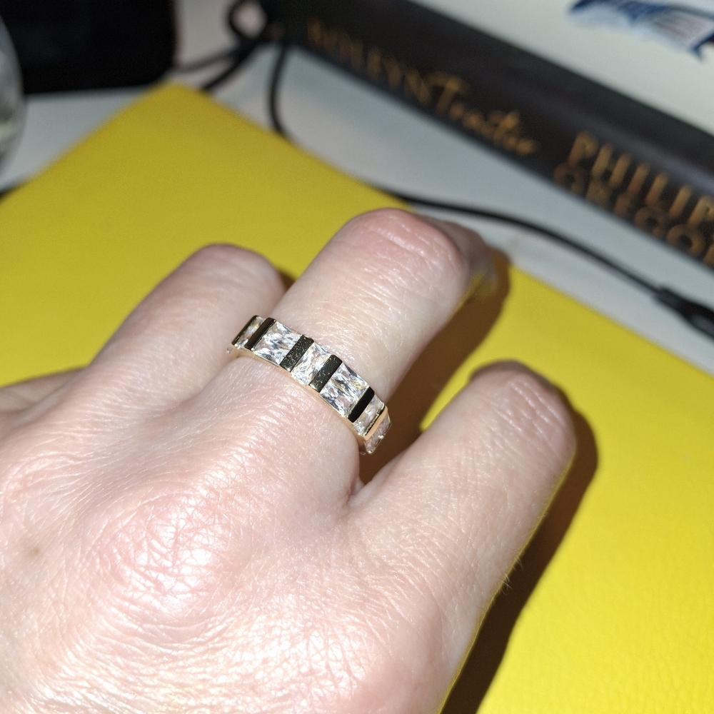 Jamie Gold Band Ring - Sz 11